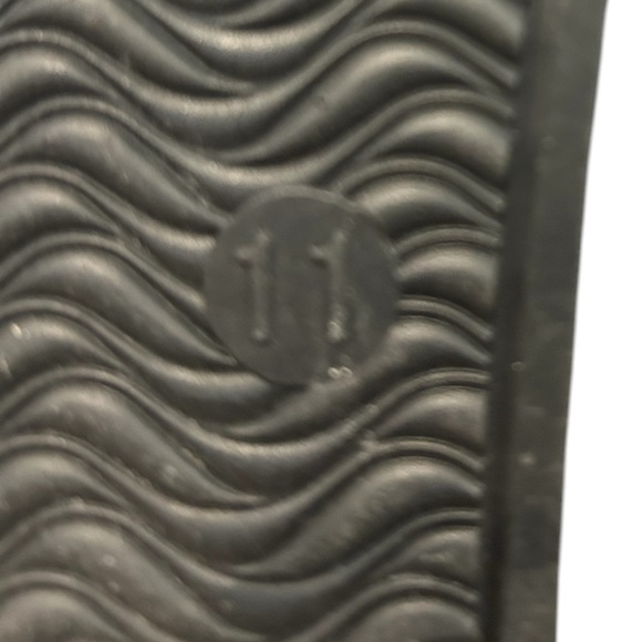 Joe Boxer Happy Face Slides / Sandals - Women's Size 11 - Picture 5 of 8